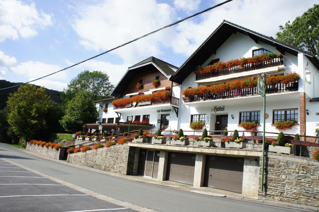 Hotel Rittersprung Ouren Exteriér fotografie